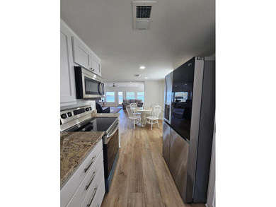 Welcome to luxury lake front living! This beautiful totally - photo 14