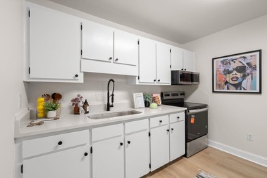 Welcome to 1823 Lisa Street, where thoughtful design, quality - photo 17