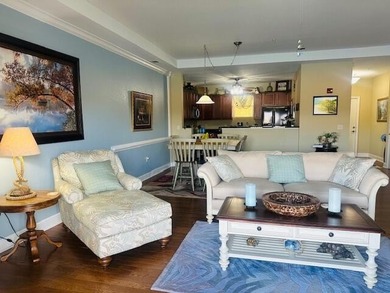 Enjoy a resort feel as you view Cherokee Lake from your living - photo 5