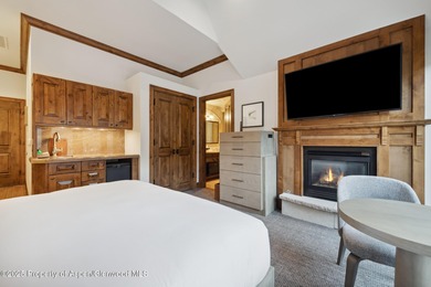 2024 renovations completed (including new decor, furniture