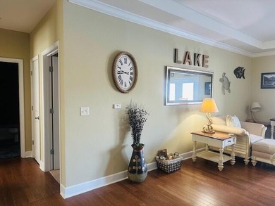 Enjoy a resort feel as you view Cherokee Lake from your living - photo 6
