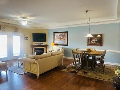 Enjoy a resort feel as you view Cherokee Lake from your living - photo 7
