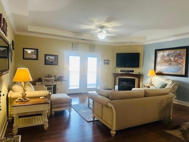 Enjoy a resort feel as you view Cherokee Lake from your living - photo 8