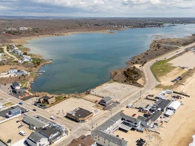 RARE COASTAL CANVAS READY FOR ITS NEXT CHAPTER At the crossroads - photo 1