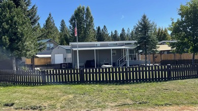 Pend Oreille River Home Active Under Contract in Usk Washington
