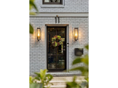 Located in the heart of Old Village, just moments from Alhambra - photo 5