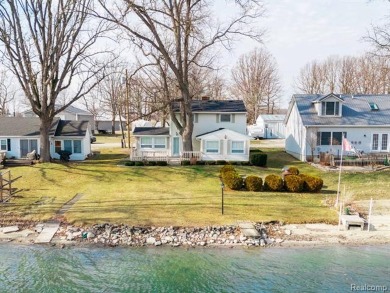 Lake Home Sale Pending in Hudson, Michigan