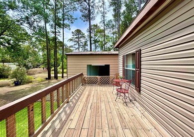 Great 4BR/2BA manufactured home in Toledo Beach Subdivision - photo 4