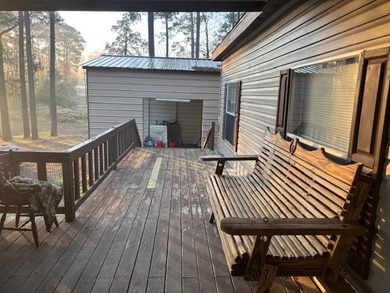 Great 4BR/2BA manufactured home in Toledo Beach Subdivision - photo 5