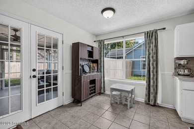 Welcome home to this charming 3-bedroom, 2-bathroom residence - photo 14