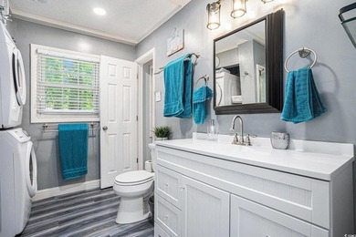 Coastal Charm & Modern Comfort - Blocks from the Beach with No - photo 5