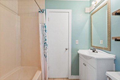 Welcome to this beautifully updated 1 bedroom, 1.5 bath condo - photo 16