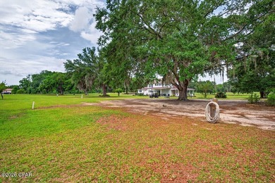 Escape to the beauty of country living with this charming - photo 20