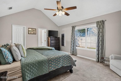 Welcome home to this charming 3-bedroom, 2-bathroom residence - photo 21