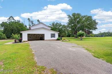 Escape to the beauty of country living with this charming - photo 23