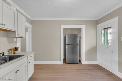 Welcome to this fully updated duplex in the heart of Euclid - photo 24