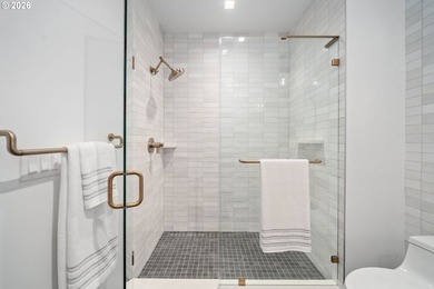 Become a collector of one of the ONLY Penthouses you can own at - photo 25