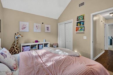 Welcome home to this charming 3-bedroom, 2-bathroom residence - photo 30