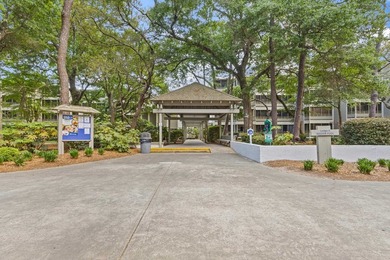 Welcome to this beautifully updated 1 bedroom, 1.5 bath condo - photo 32