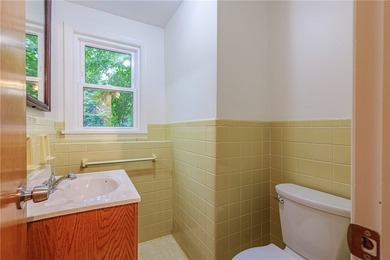 Welcome to your own Oasis, where timeless charm meets modern - photo 33