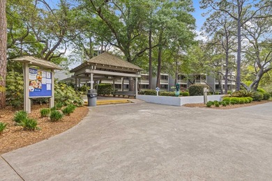 Welcome to this beautifully updated 1 bedroom, 1.5 bath condo - photo 33