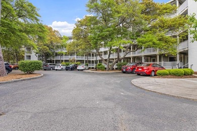 Welcome to this beautifully updated 1 bedroom, 1.5 bath condo - photo 34