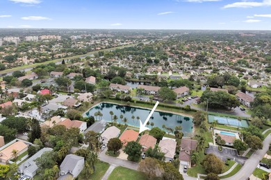 SUPERB SINGLE STORY 4 BED/2.5 BATH WATERFRONT HOME! Room to - photo 1