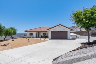 Welcome to your dream home at 3415 Lakeside Village Drive - photo 10