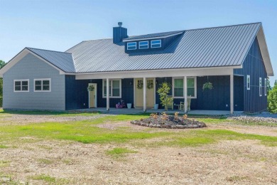Lake Home For Sale in Hot Springs, Arkansas