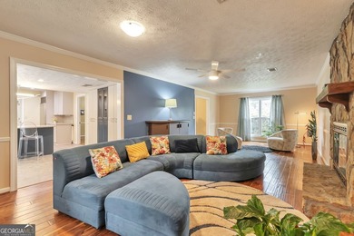 This updated two level home is well maintained in a quiet close - photo 9