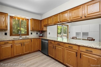 **OPEN HOUSE CANCELLED SUNDAY(7/12) 12 PM TO 2 PM** Welcome to - photo 13