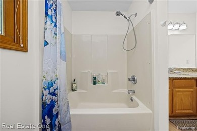 **OPEN HOUSE CANCELLED SUNDAY(7/12) 12 PM TO 2 PM** Welcome to - photo 27