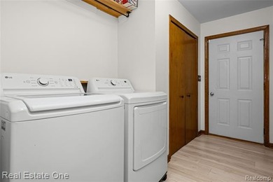 **OPEN HOUSE CANCELLED SUNDAY(7/12) 12 PM TO 2 PM** Welcome to - photo 28
