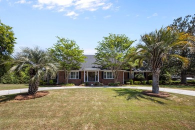 Rare opportunity to own a private, multi-generational estate - photo 1