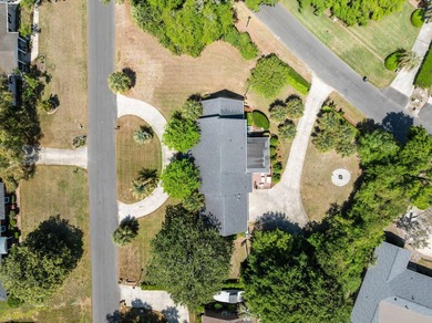 Rare opportunity to own a private, multi-generational estate - photo 2
