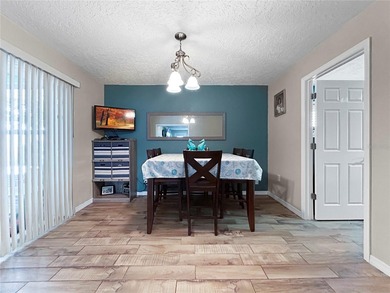 Under contract-accepting backup offers. ****PHOTO's *** - photo 11