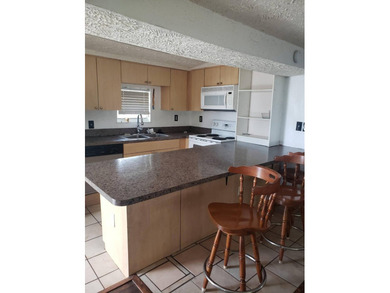 Nice home in a great community. The home has a fresh base coat - photo 8
