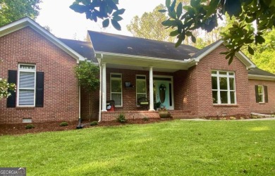 Lake Home For Sale in Fayetteville, Georgia