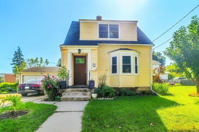 Lake Home For Sale in Janesville, Wisconsin