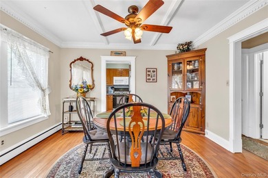Welcome to this well-maintained 3-bedroom, 1-bathroom home - photo 7
