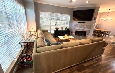 Lake Condo For Sale in Dallas, Texas