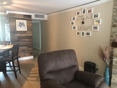 Completely renovated building. Reserve study completed and 40 - photo 12