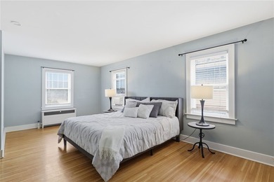 Picture-perfect Colonial in the highly sought-after Browncroft - photo 13