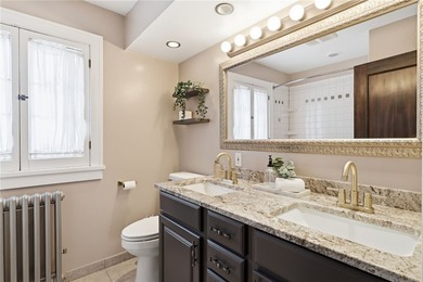 Picture-perfect Colonial in the highly sought-after Browncroft - photo 16