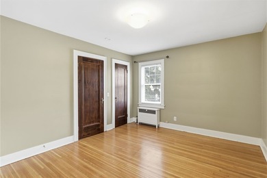 Picture-perfect Colonial in the highly sought-after Browncroft - photo 18
