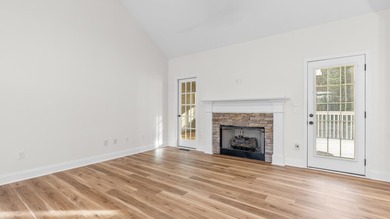 New Price! Now offered below appraised value, this beautifully - photo 18