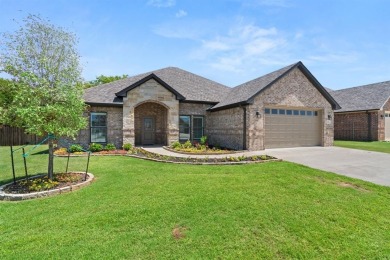 Cedar Creek Lake Home For Sale in Mabank Texas