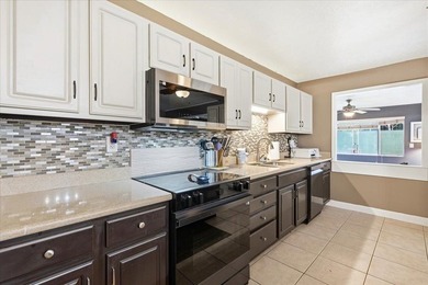 Live the Kihei lifestyle you've been dreaming of. This upgraded - photo 6