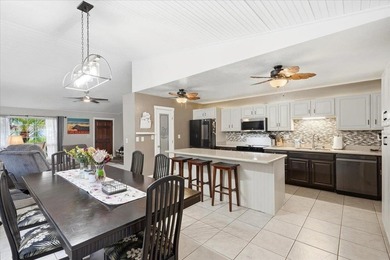 Live the Kihei lifestyle you've been dreaming of. This upgraded - photo 9