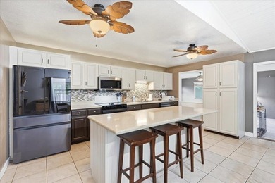 Live the Kihei lifestyle you've been dreaming of. This upgraded - photo 10